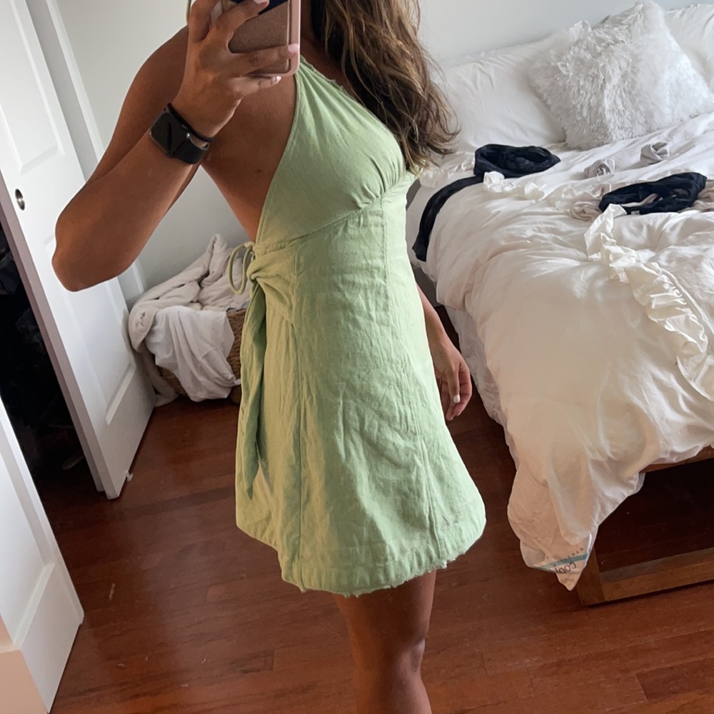 Dress - Picture 2 of 3
